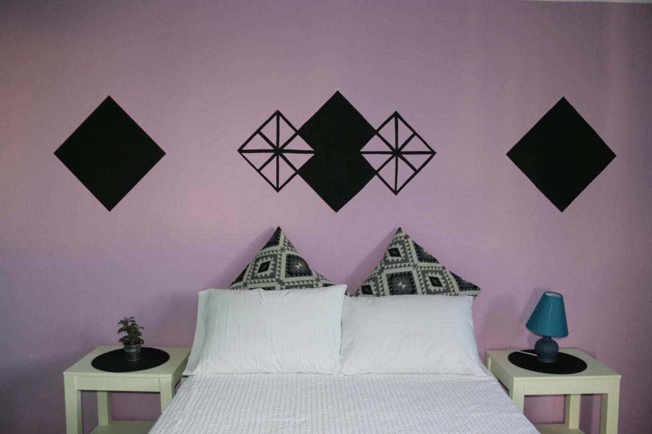 The Bongos - Socially Conscious Rooms, Part Of The Room Rate Goes To Charity Platanés 外观 照片